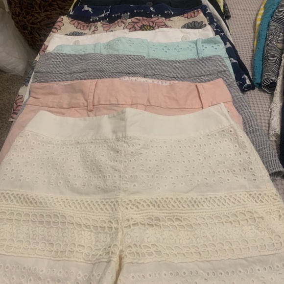 Shorts - Picture 11 of 12